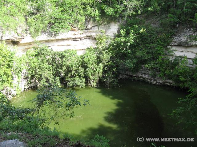 177 Cenote Sagrado