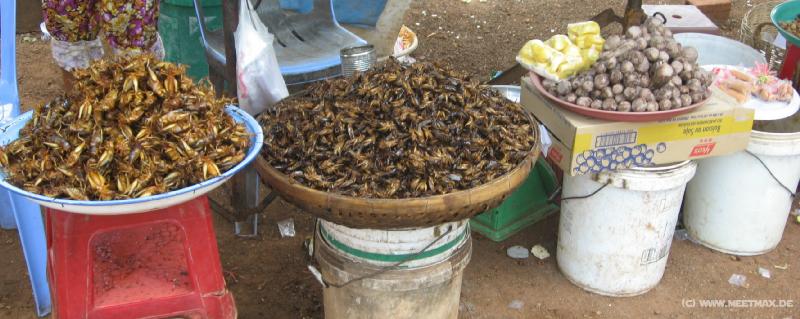1537_Cambodian_snacks