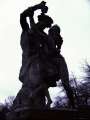 007 Statuen
