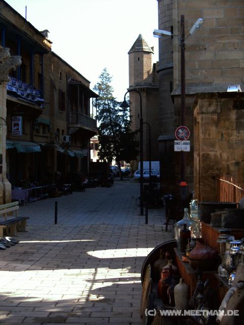22 Einkaufsstra�e