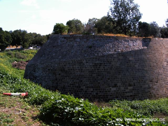 09 Bastion