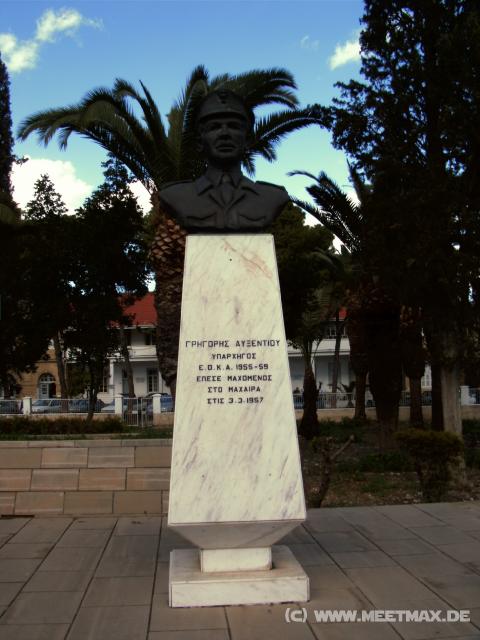 27 Grigori Afxentiou Denkmal