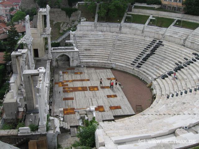 160 Amphitheater