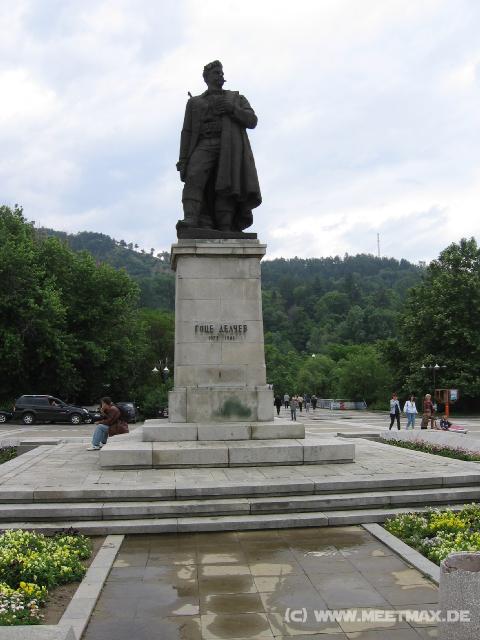 369 Statue