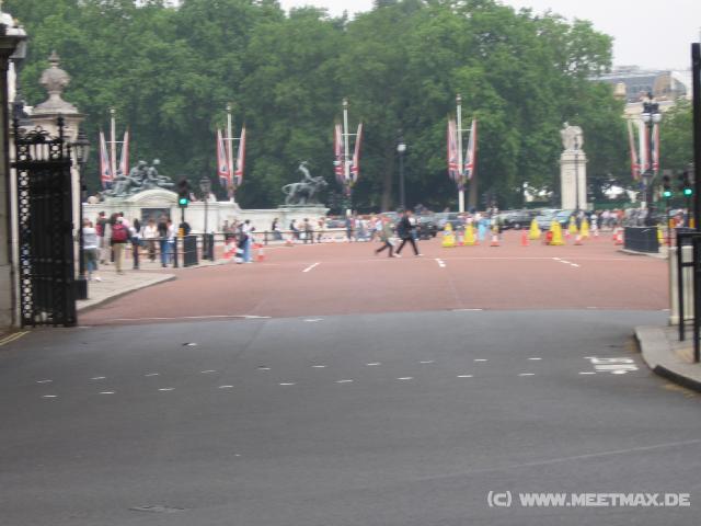 479 Vorm Buckingham Palace