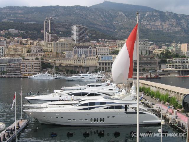 835 Yachten
