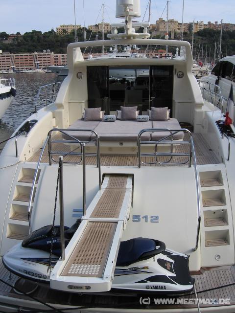 844 Yacht