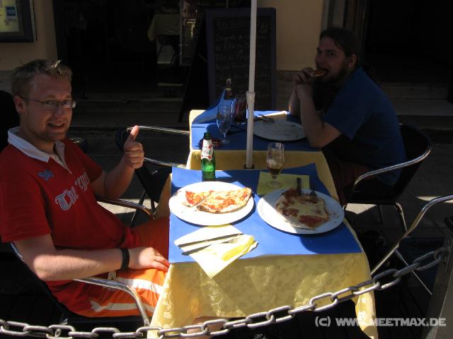 930 Pizzaessen