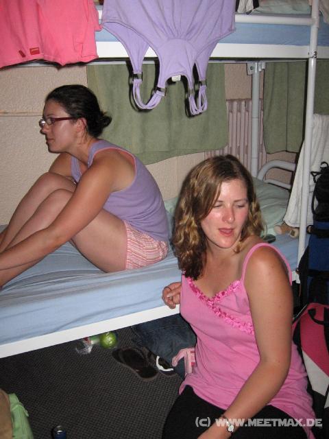 50 Alley und Megan singen
