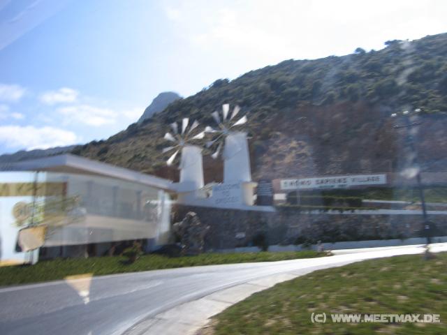 40 Homo Sapiens Village