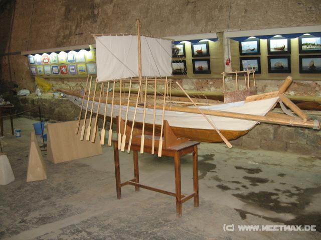 65 Schiffsmodell