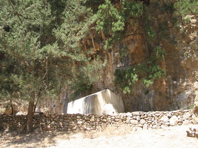 248 Kirche am Felsen