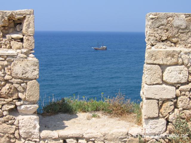 411 Piratenschiff