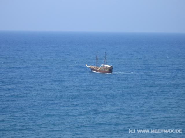 412 Piratenschiff