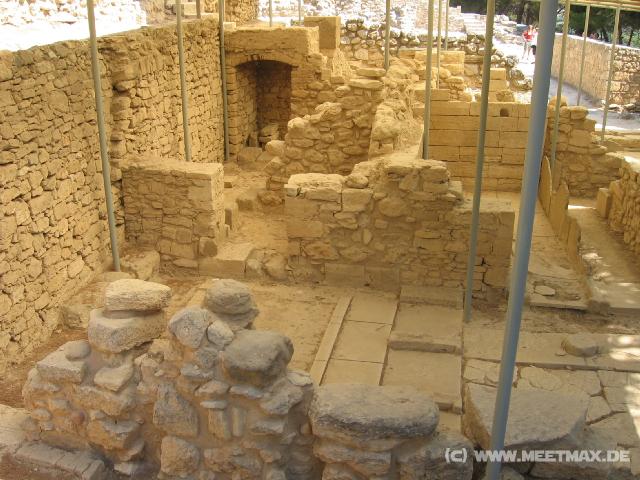 460 Knossos