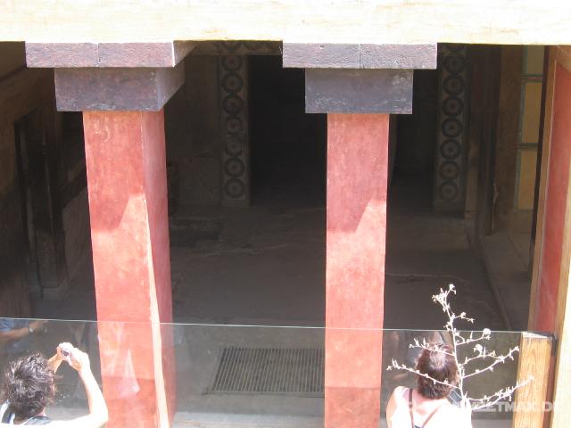484 Knossos