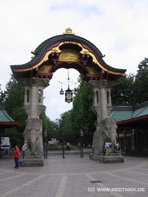 556 Elefantentor