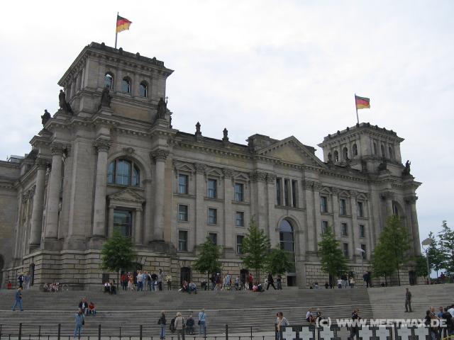 758 Reichstag