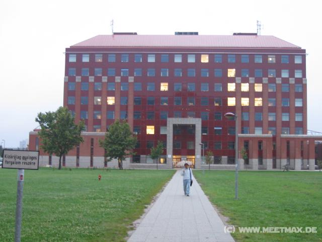 6987 E�tv�s-University