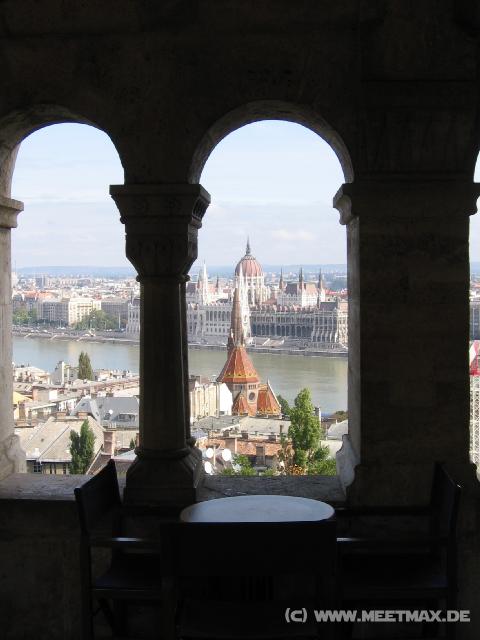 7055 Parlament