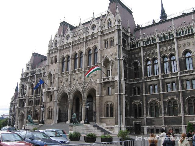 7085 Parlament