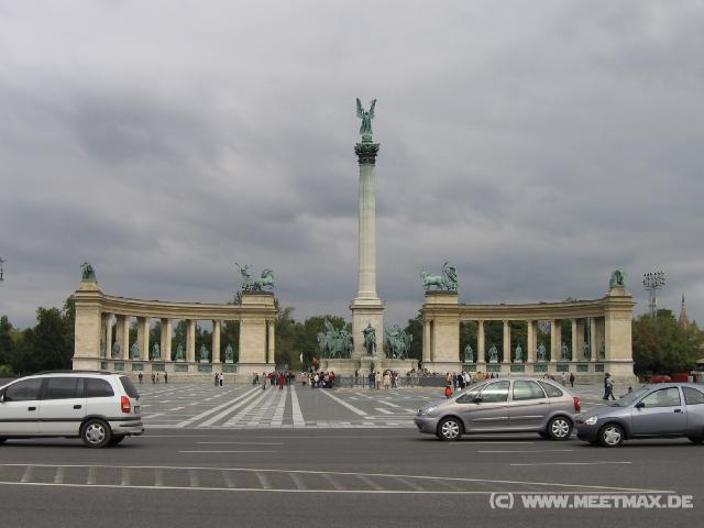 7104 Heldenplatz