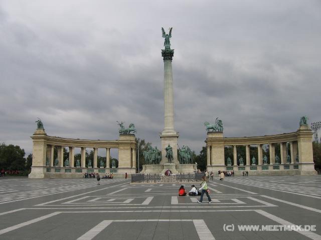 7108 Heldenplatz