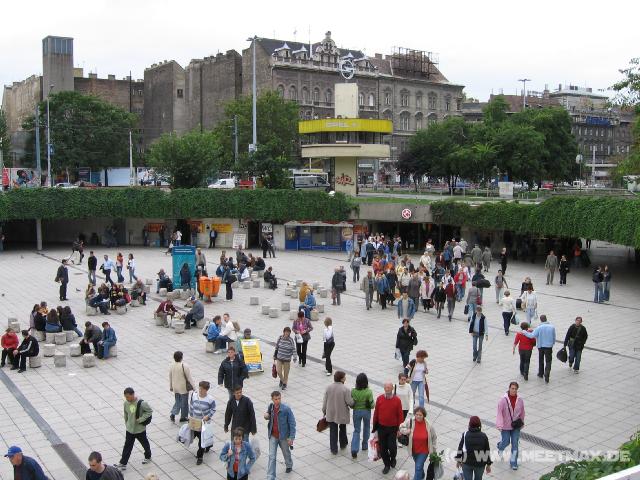 7129 Keleti Pu Vorplatz