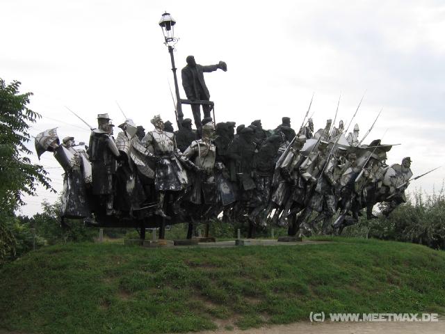 292 Statuen