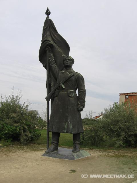 308 Statue