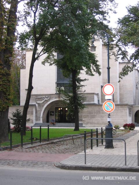 332 Unsere Kirche von 2001