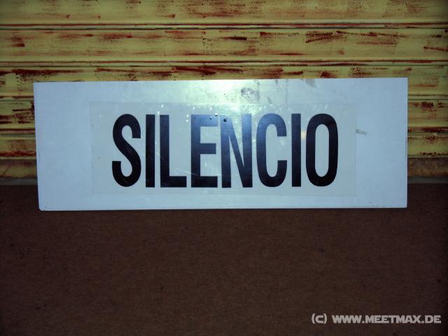 1880 Silencio
