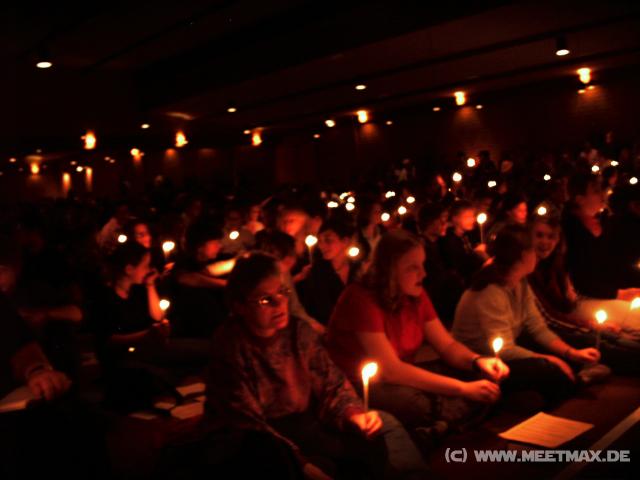 2137 Lichtermesse