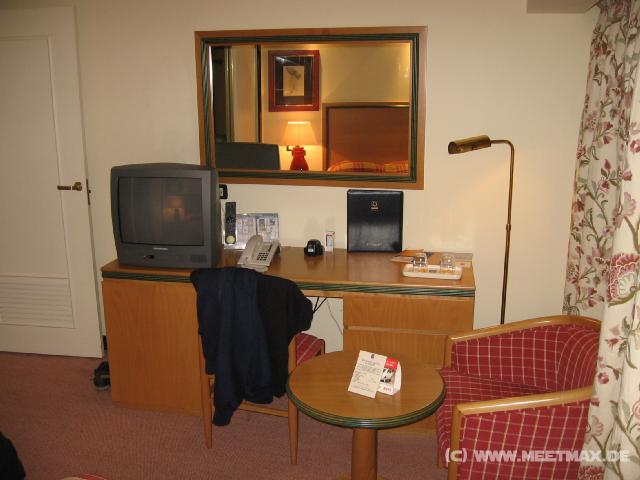 8235 Hotelzimmer