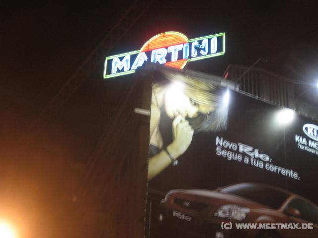 8316 No Martini no party
