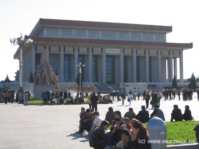 8486 Mao-Mausoleum