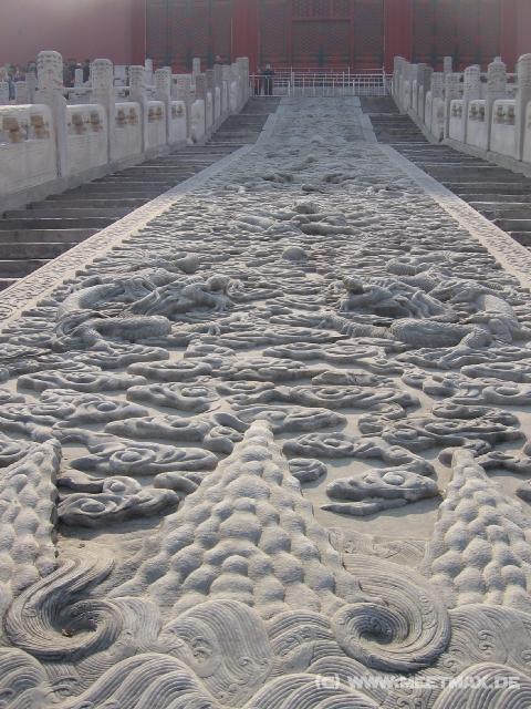 8688 Riesenrelief