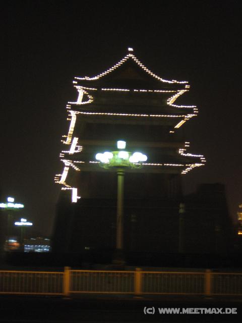 8927 Beijing by night