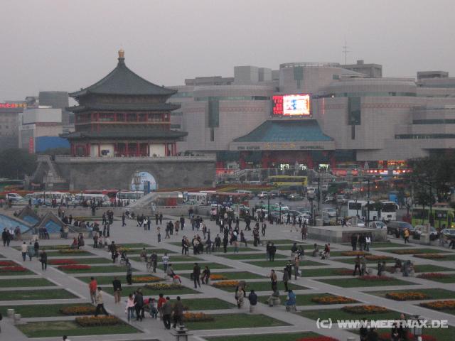 9499 Bell Tower Square