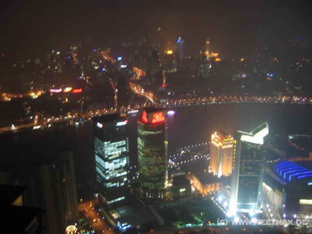 9598 Shanghai by night