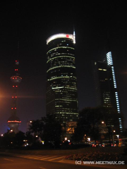 9604 Shanghai by night