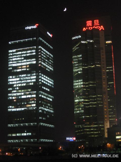 9611 Shanghai by night