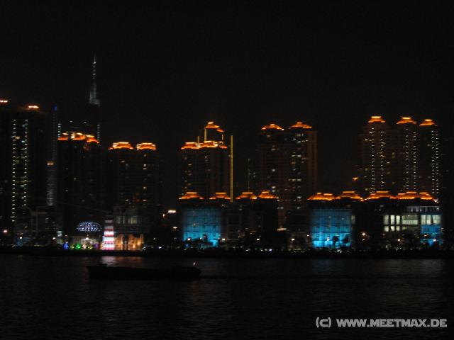 9705 Shanghai by night