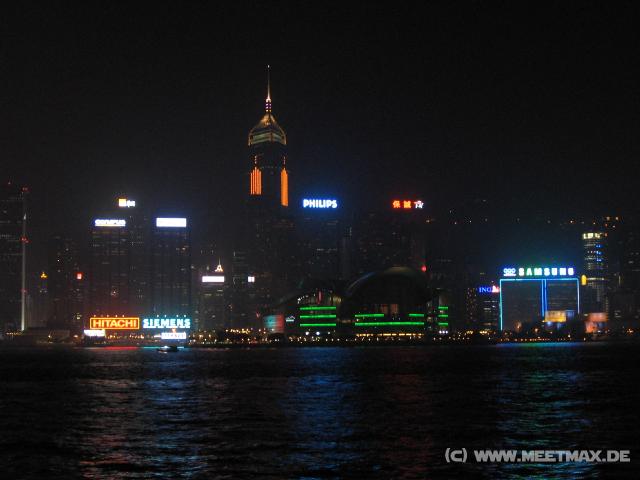 9746 Hong Kong Skyline