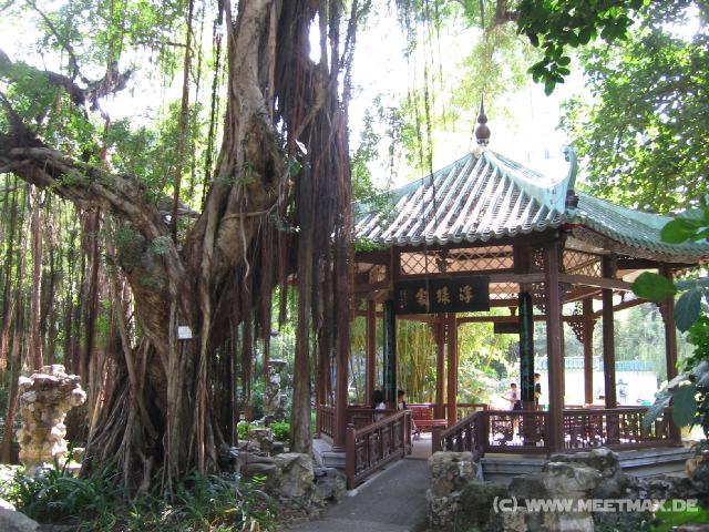 0052 Lou Lim Ioc Garden