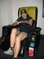 0168 Emelie im Massage-Sessel