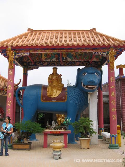 0177 10000-Buddhas-Kloster