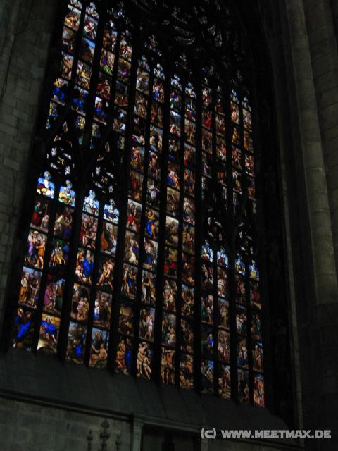 2292_Domfenster