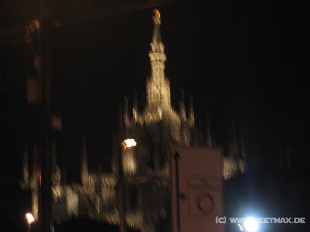 2505_Duomo_by_Night