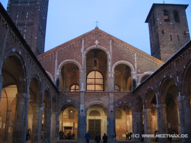 2542_San_Ambrogio